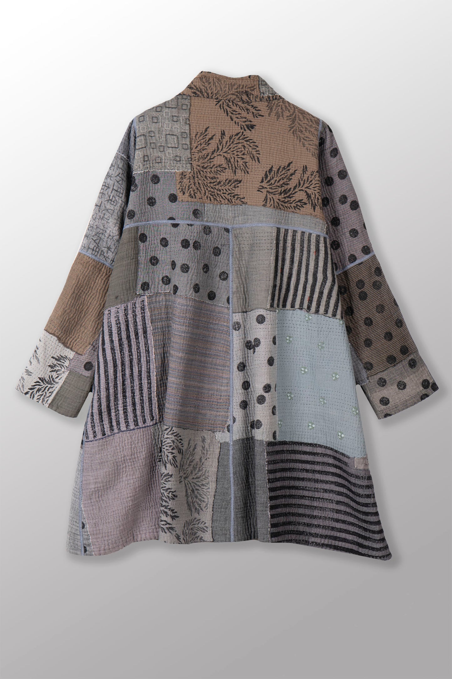 SP-FI4970-GRY / FRAYED PATCH KANTHA WITH BLOCK STAMP -GRY (AVAILABLE JACKETS) AH HOLIDAY TRUNK SHOW-2025