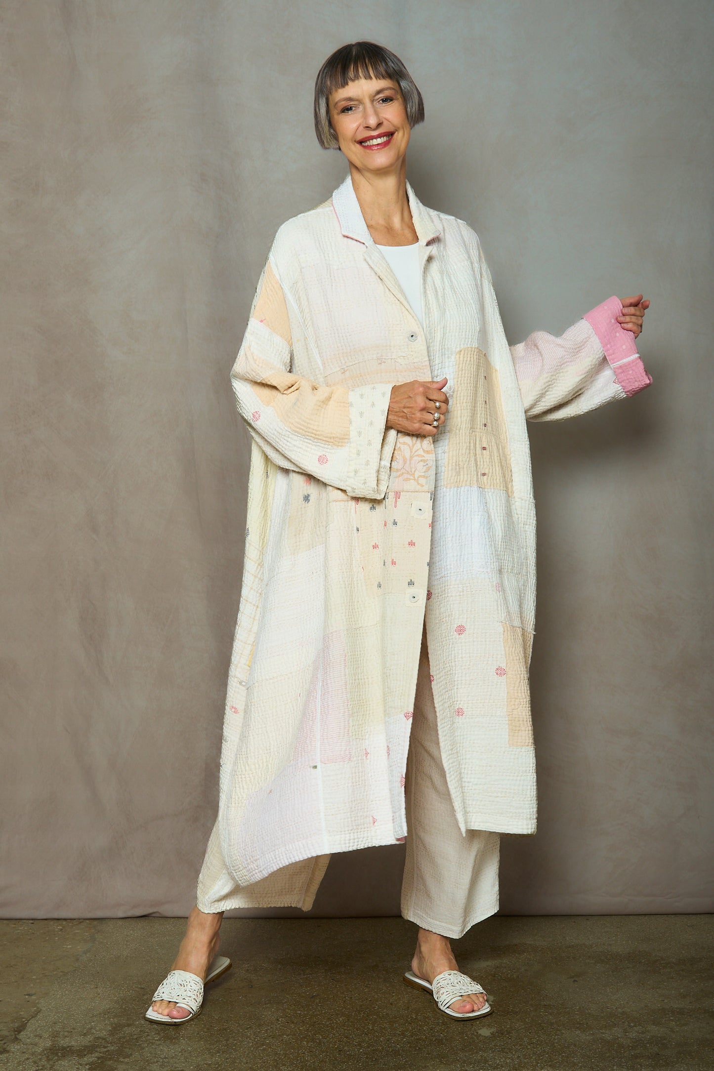 FM4970-IVY / FRAYED PATCH MIX KANTHA -IVY (AVAILABLE JACKETS)