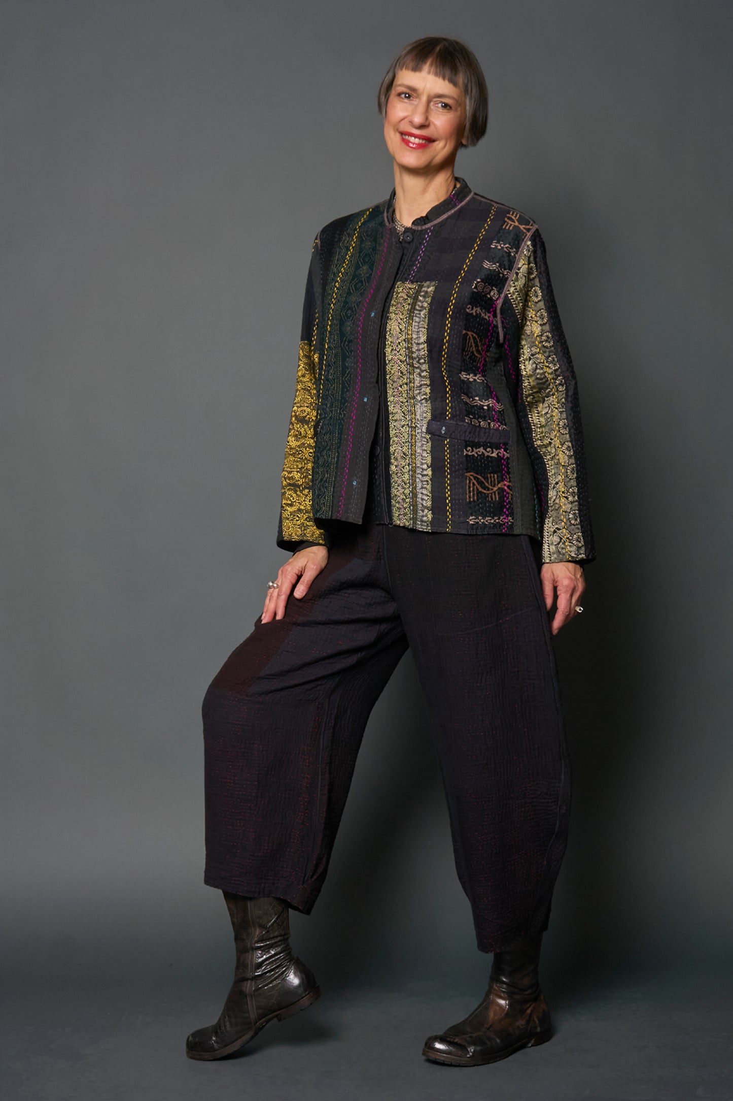 JV4970-BLK / JEWEL WOVEN WITH VERTICAL PATCH KANTHA (In Kantha)