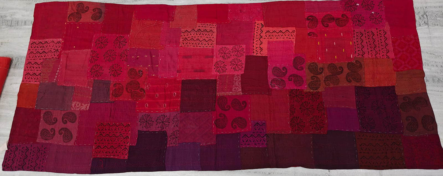 SP-LF2971-RED / LANDSCAPE FRAYED PATCH KANTHA -RED- (AVAILABLE JACKETS)