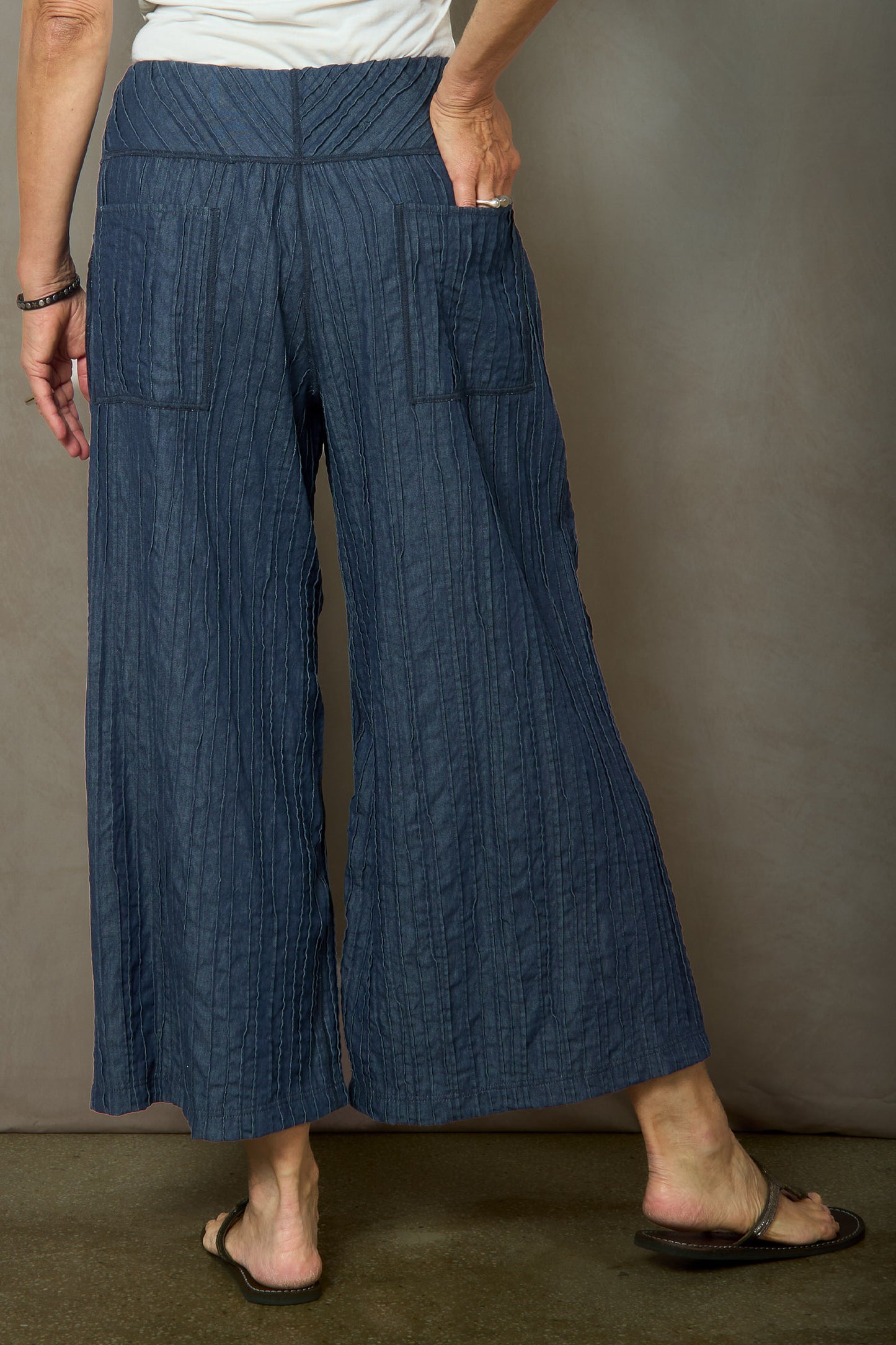 RD1971-NVY / DENIM RANDOM TUCK SOLID (New order)