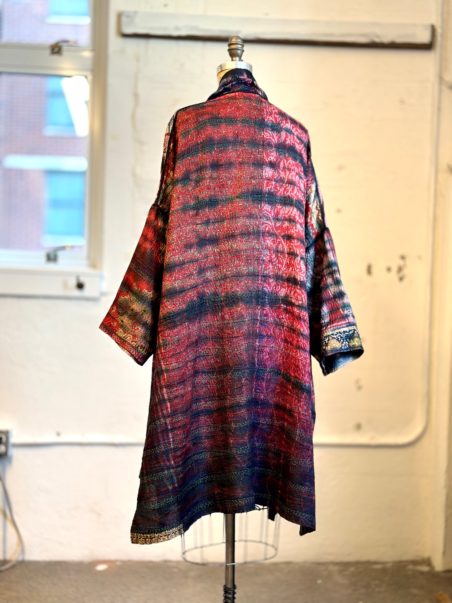 ST-SV2970-MAR / TIE DYE VINTAGE SILK KANTHA (AVAILABLE JACKETS) SV2970-MLT TO ST-SV2970