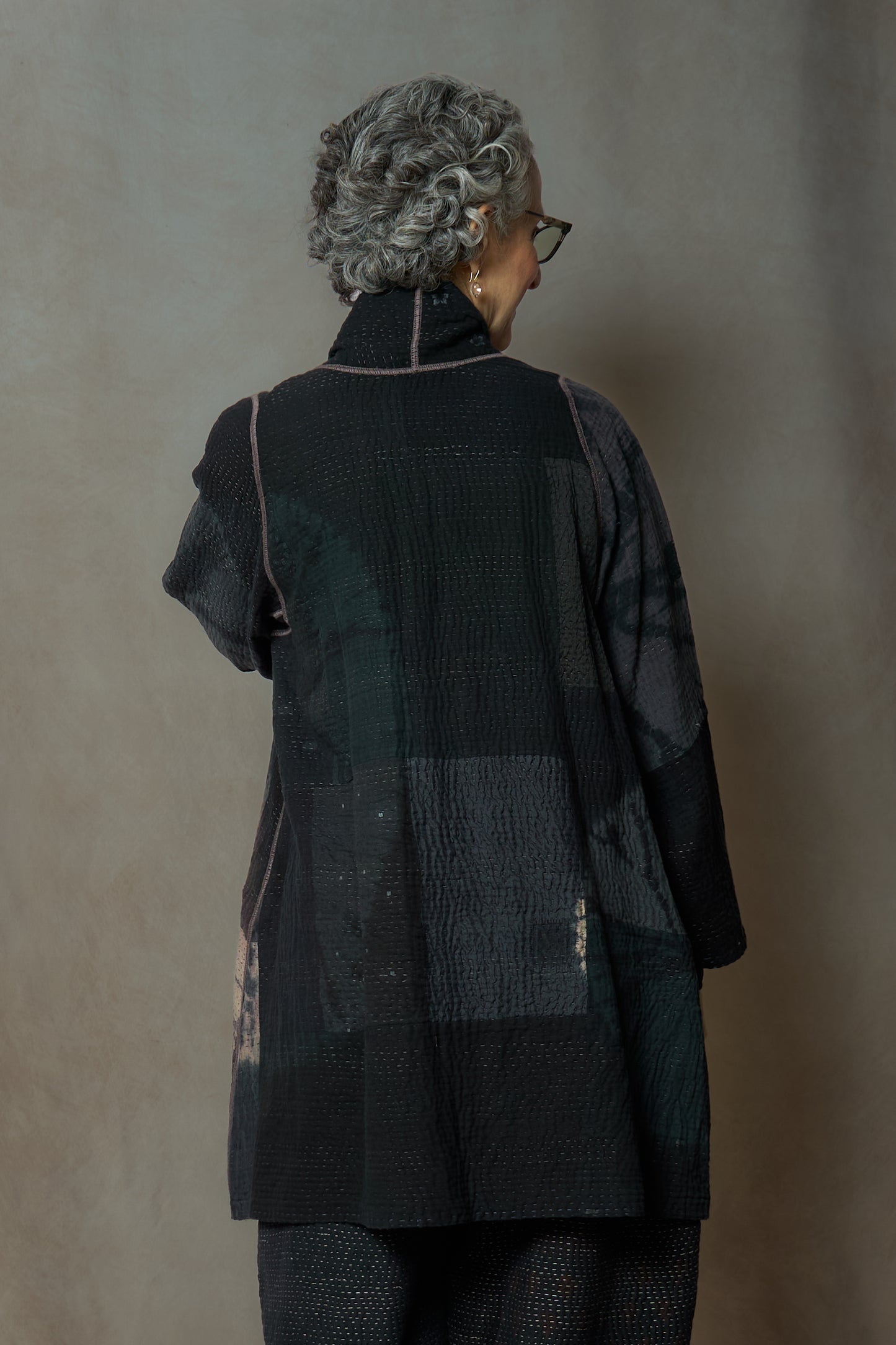 TC4970-BLK / WO4970-BLK / COTTON SILK SW PATCH OMBRE KANTHA (AVAILABLE JACKETS)