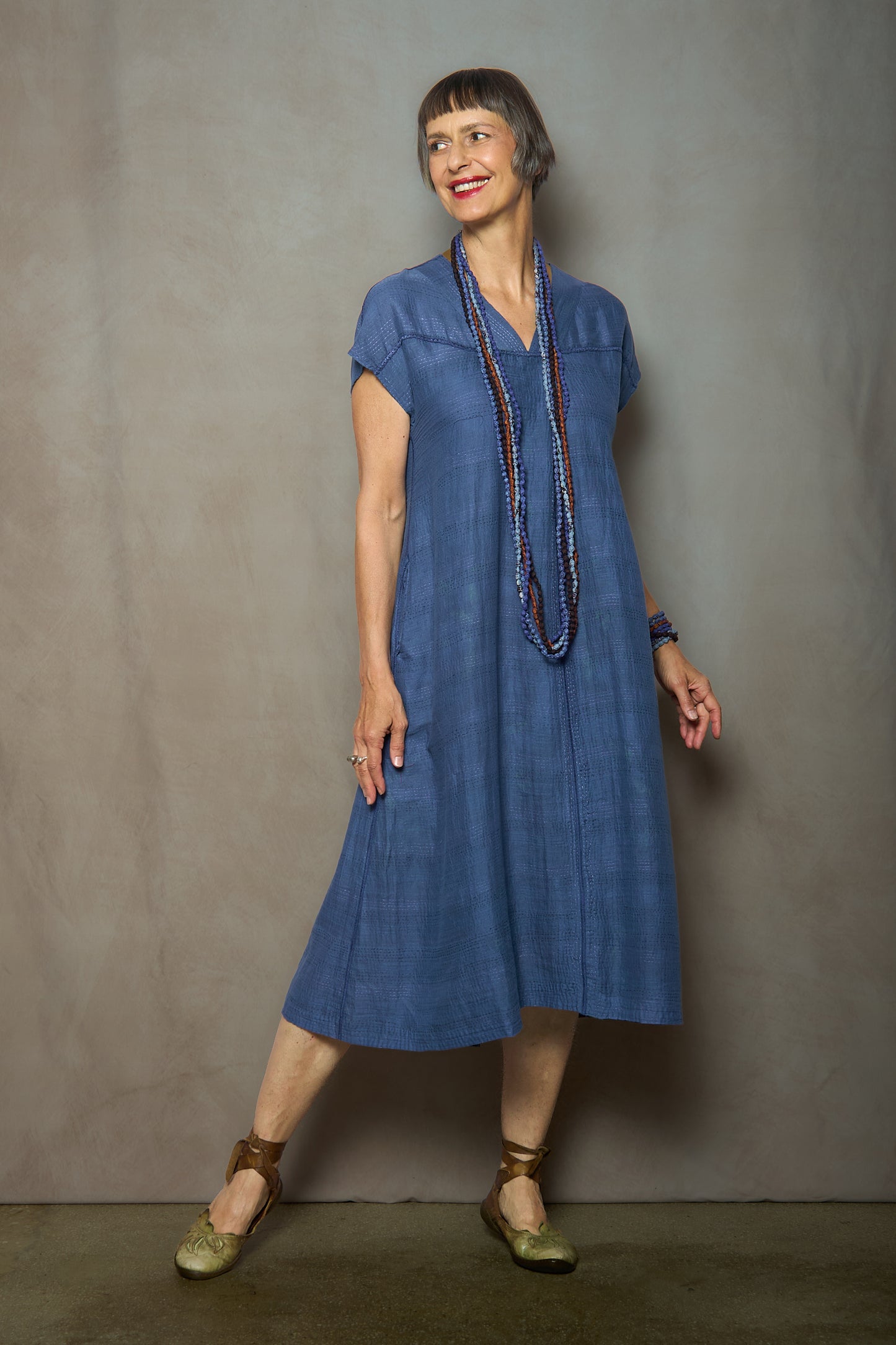 UF2971-BLU / CLOUD TIE DYE FLORAL KANTHA (In Kantha)