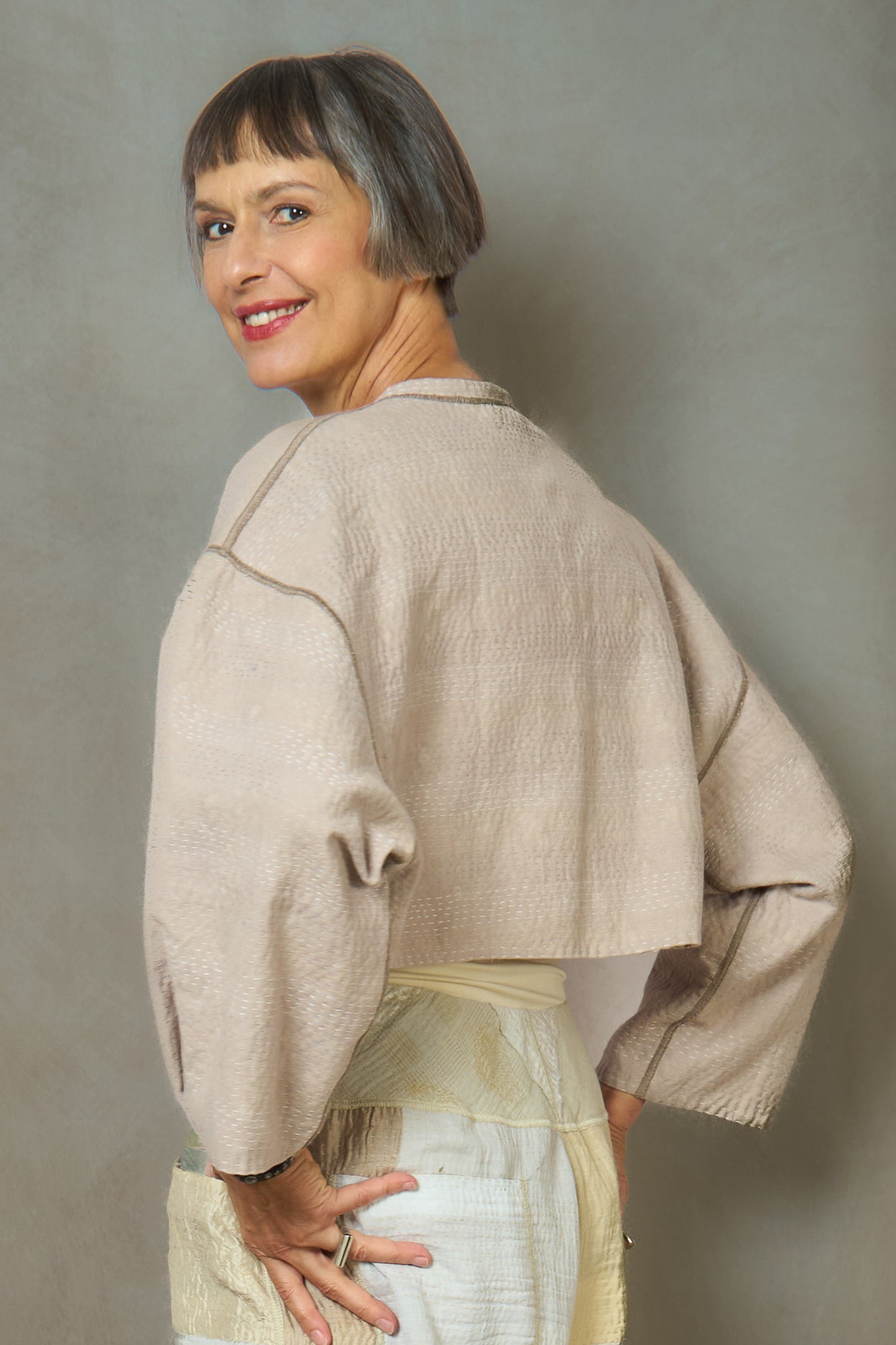 US2971-IVY / DUCK SUN DYE WITH PATCH KANTHA (AVAILABLE JACKETS)