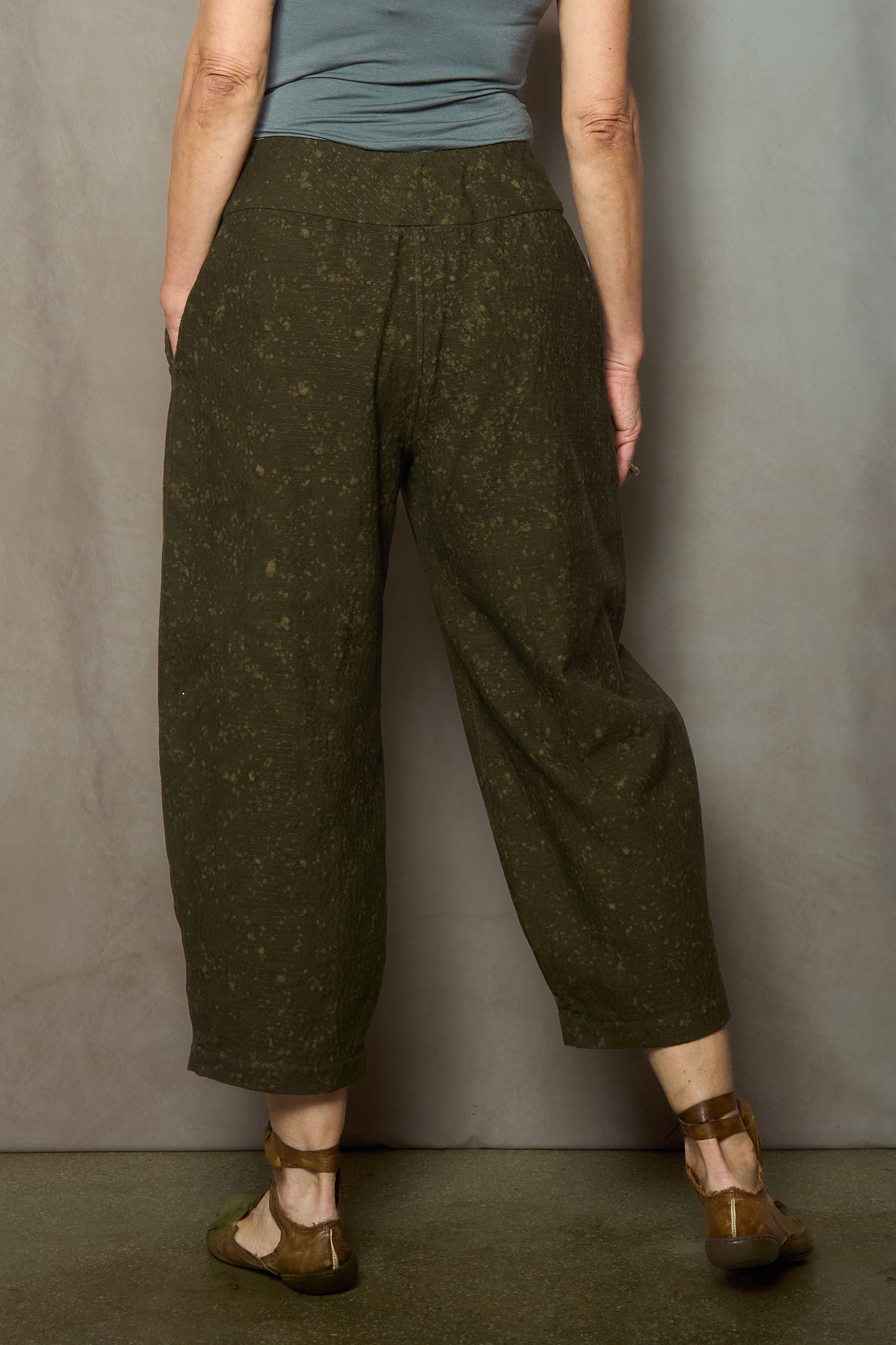 US2971-GRN / DUCK SUN DYE WITH PATCH KANTHA (AVAILABLE JACKETS)