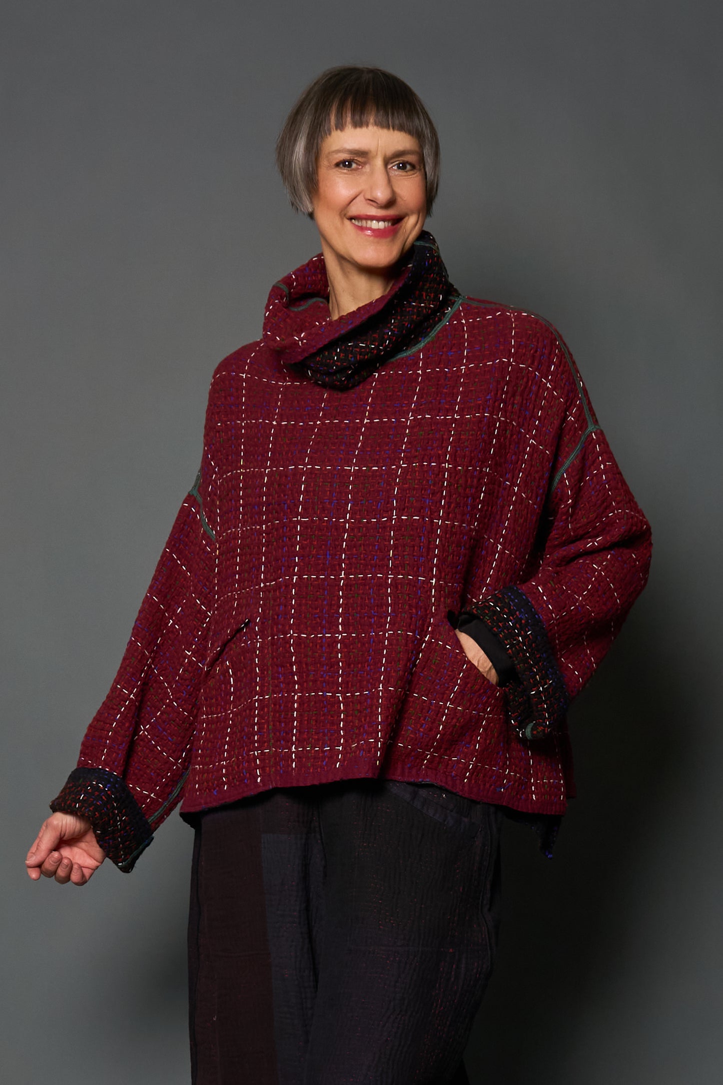 WW3971-RED-BLK / WOOL WAFFLE KANTHA (In Kantha) AH HOLIDAY TRUNK SHOW-2025 & OTHER ORDER