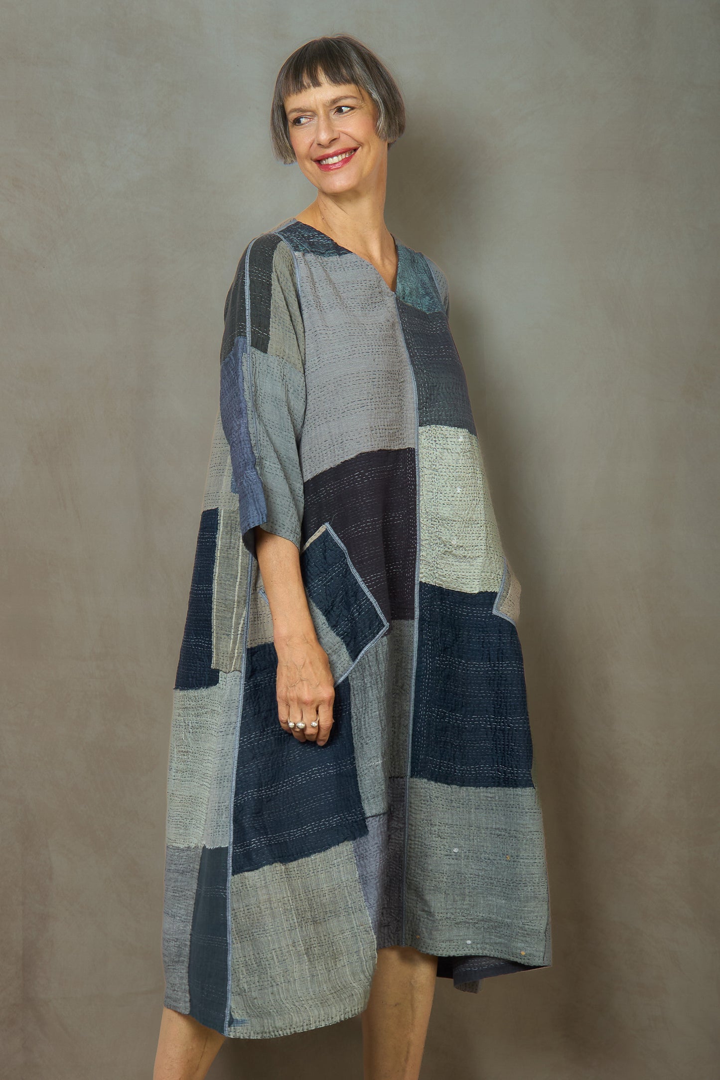 ZB2970-GRY  / MOSAIC FRAY PATCH KANTHA (In Kantha)