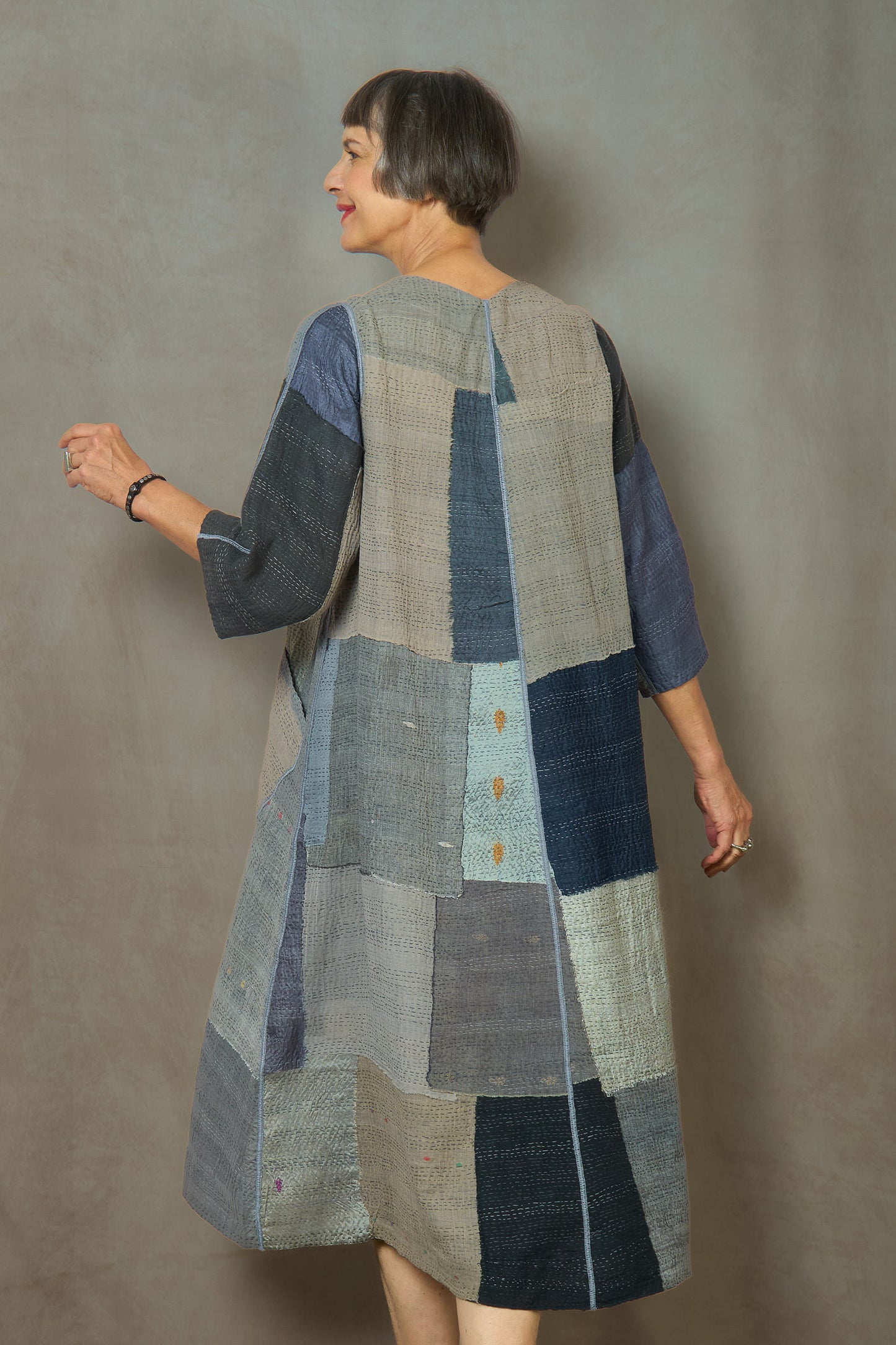 ZB2970-GRY  / MOSAIC FRAY PATCH KANTHA (In Kantha)