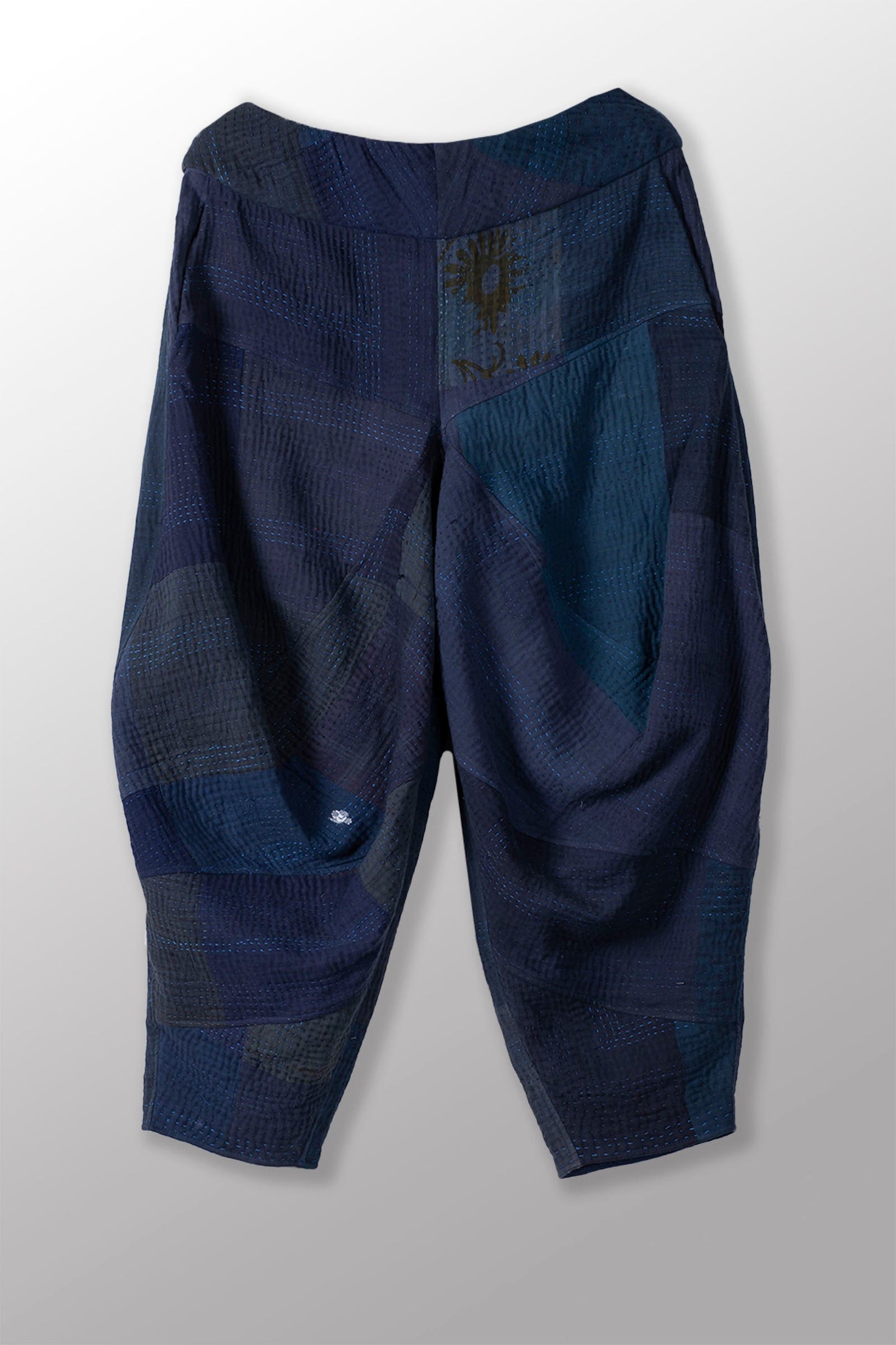 OP4970-NVY / OMBRE PATCHED KANTHA -NVY-OVER DYE THROW (AVAILABLE JACKETS)