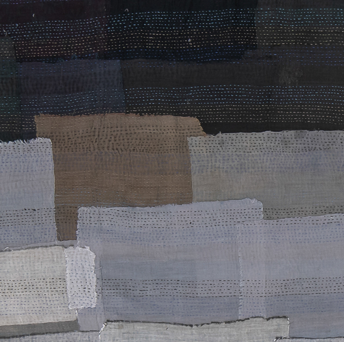 LF2971-GRY / LANDSCAPE FRAYED PATCH KANTHA -GRY- (AVAILABLE JACKETS)